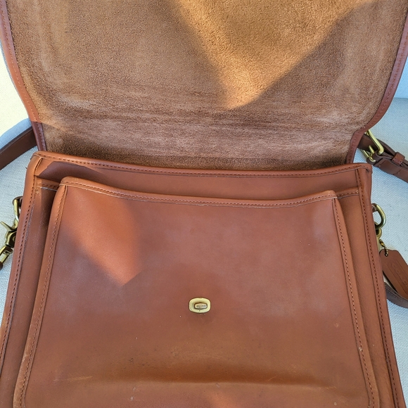 Vintage Coach Messenger Bag - Picture 10 of 11